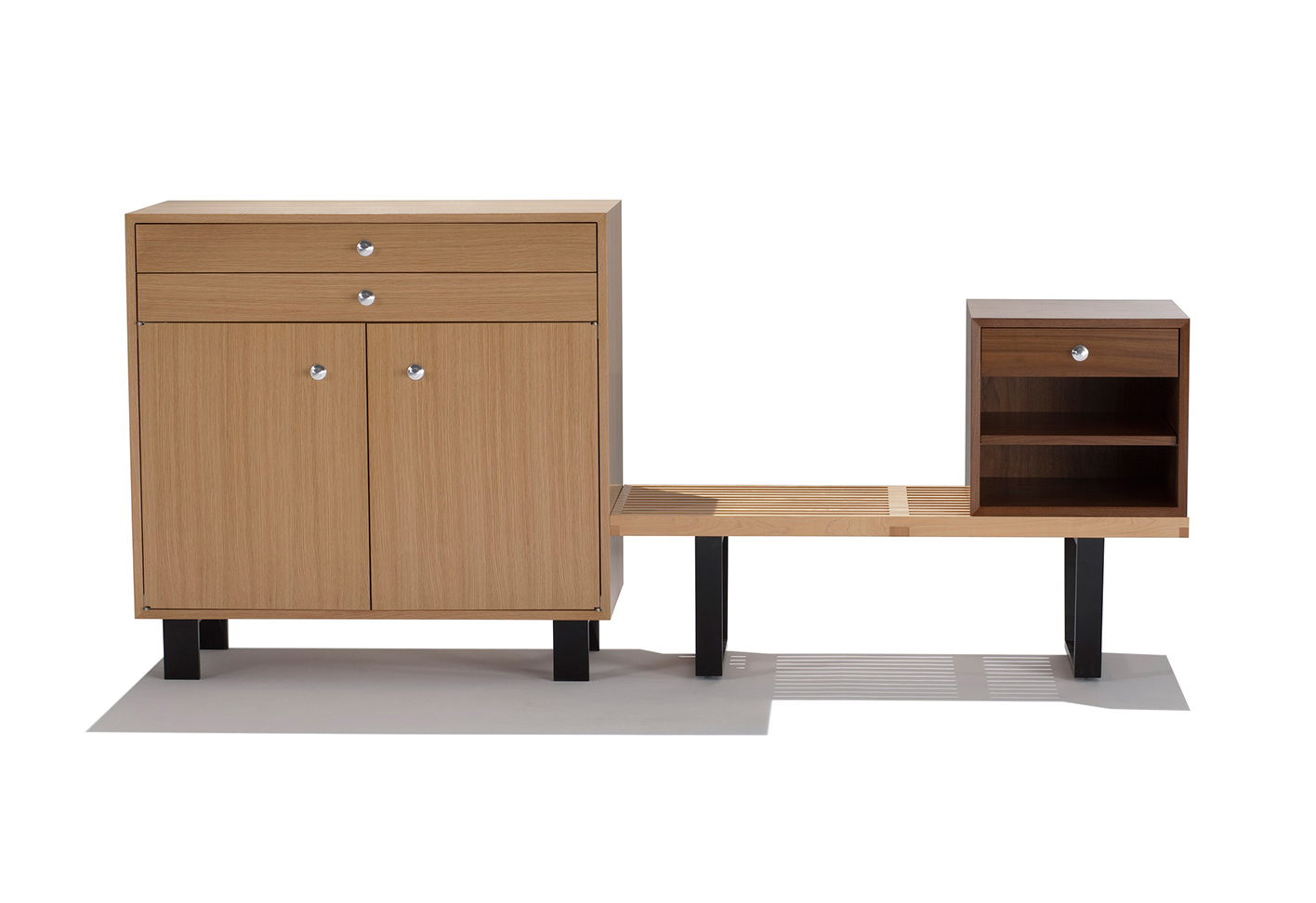 开云（中国） - 储物|储物柜|办公家具|设计师家具|尼尔森基础杂物柜